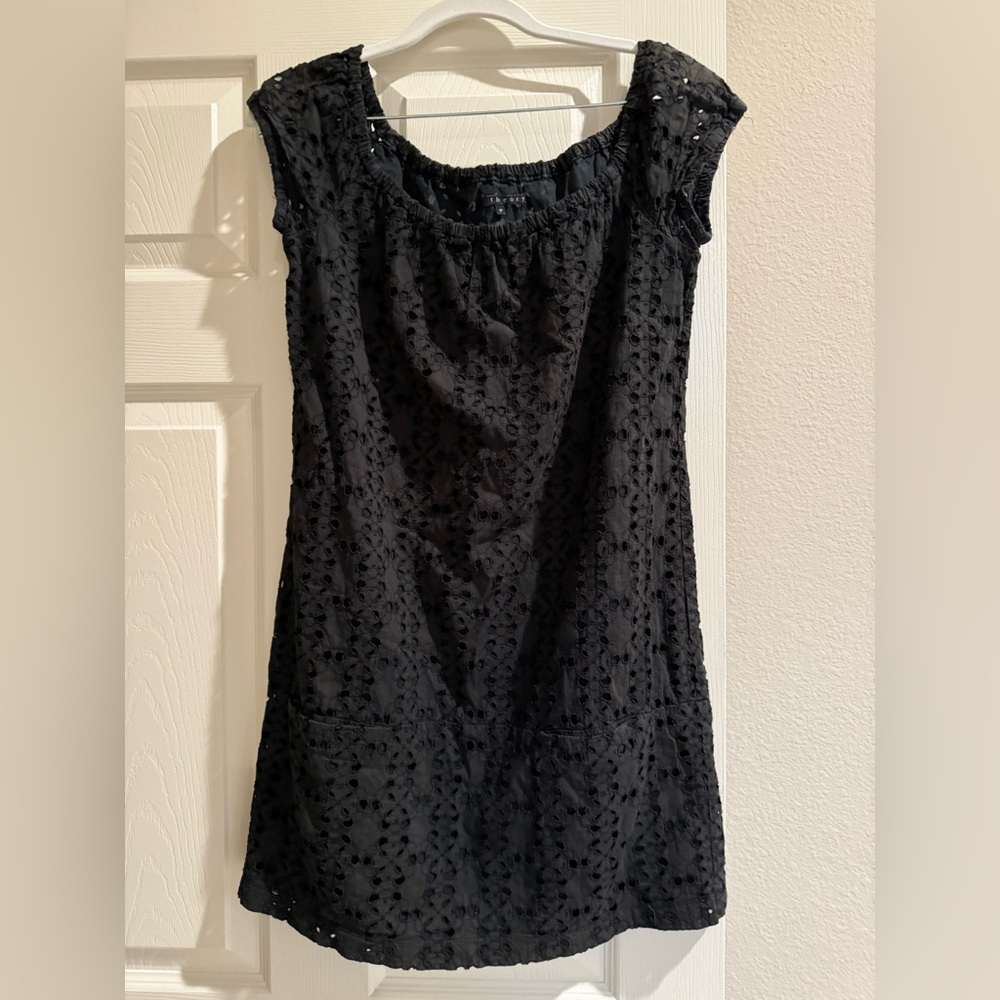 Theory dress with pockets super cute